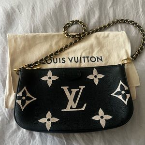 Louis Vuitton Pochette Large